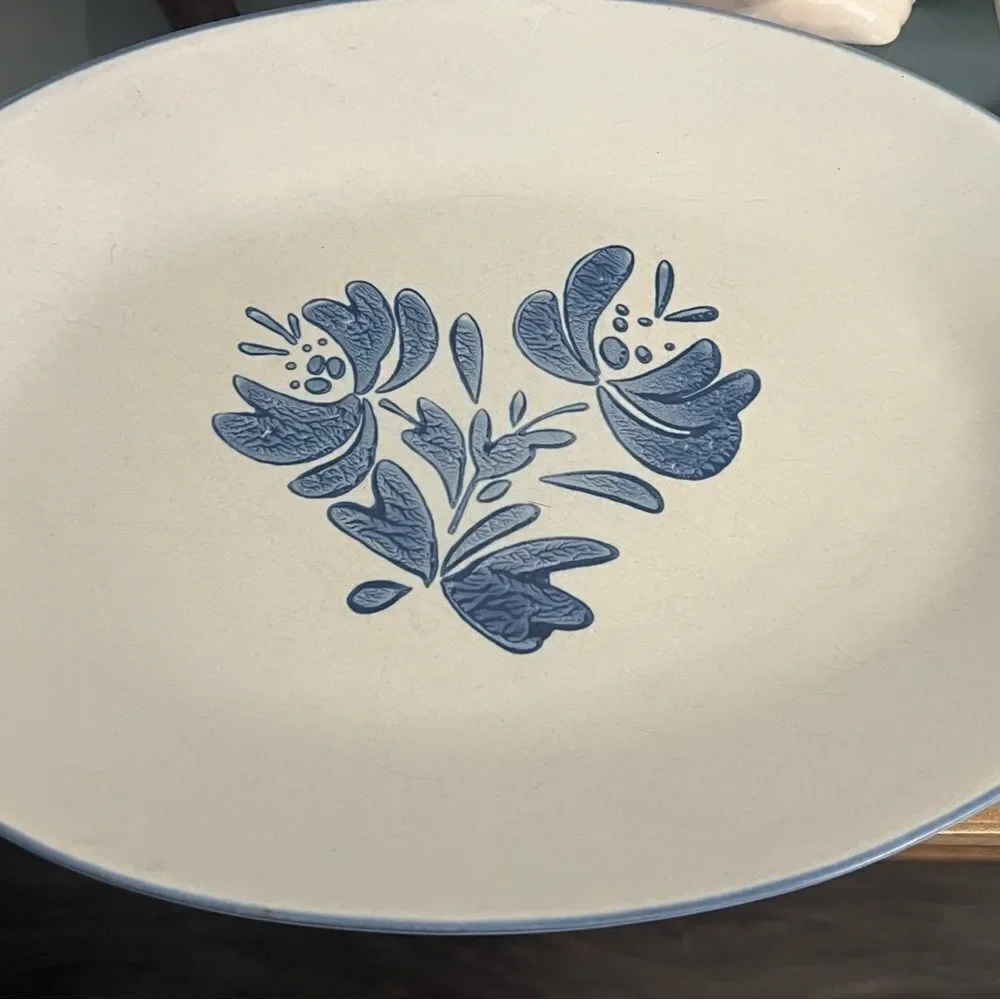 Pfaltzgraff 16 Blue Floral Oval Platter. Made in the USA. Vintage.